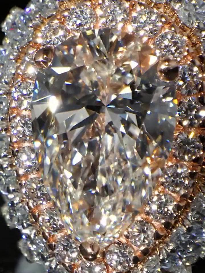 5ct Pear-Shaped Moissanite and Asscher Cut Accent Stones Iced-Out Ring - White & Rose Gold Finish, Luxury Hip-Hop Bling