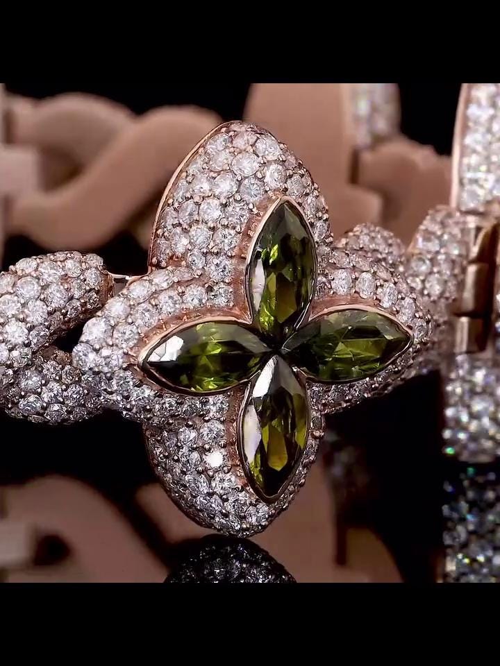 Men's Marquise Cut Green Peridot Four-Leaf Clover Bracelet, Infinity Link Bracelet, VVS Diamond Bracelet, Passes Diamond Tester