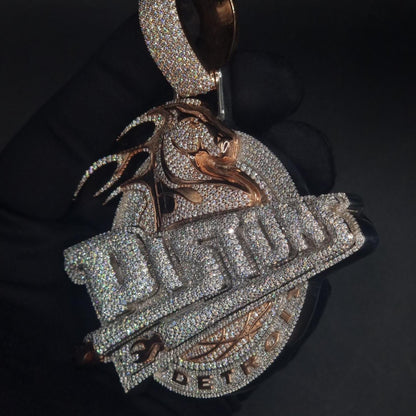 10K Solid Rose Gold and Moissanite Diamond 15.00 CT Horse Detroit Pendant without Chain, Chunky pendant