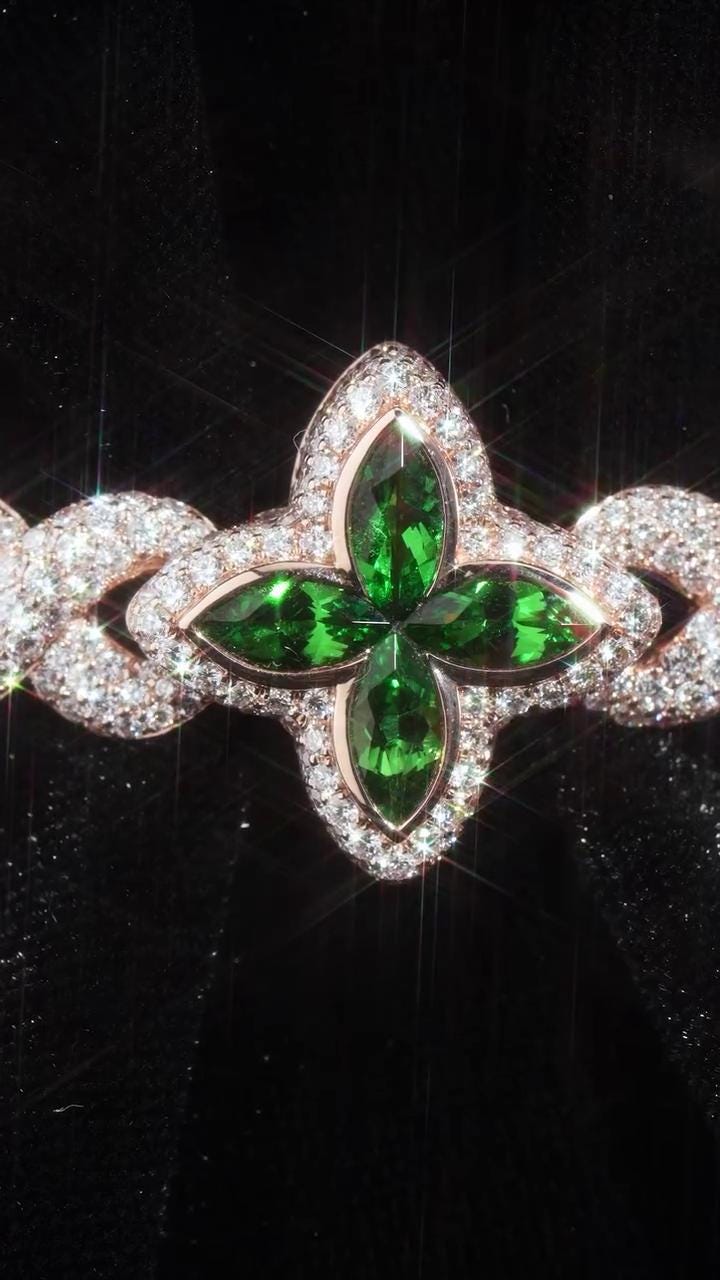 VVS Moissanite Green Flower Link Chain | Rhodium Plated 925 Silver | Iced Out Custom Necklace | Hip Hop Statement Jewelry