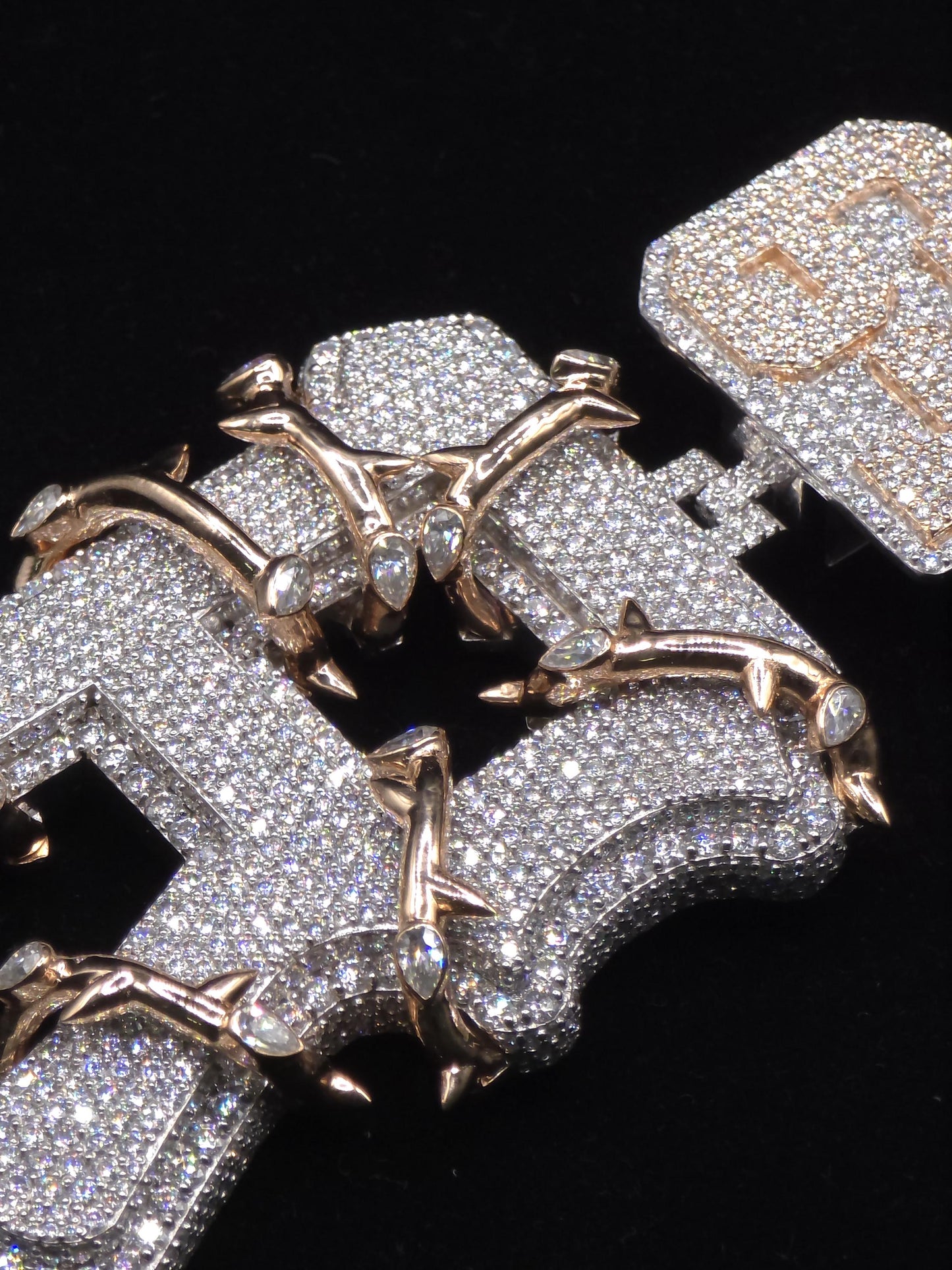 Pittsburgh PA Style Letter R Thorn Vines Pendant, Iced Out Chunky Pendant, Custom Letter, 925 Sterling Silver/10k, Hip Hop Pendant