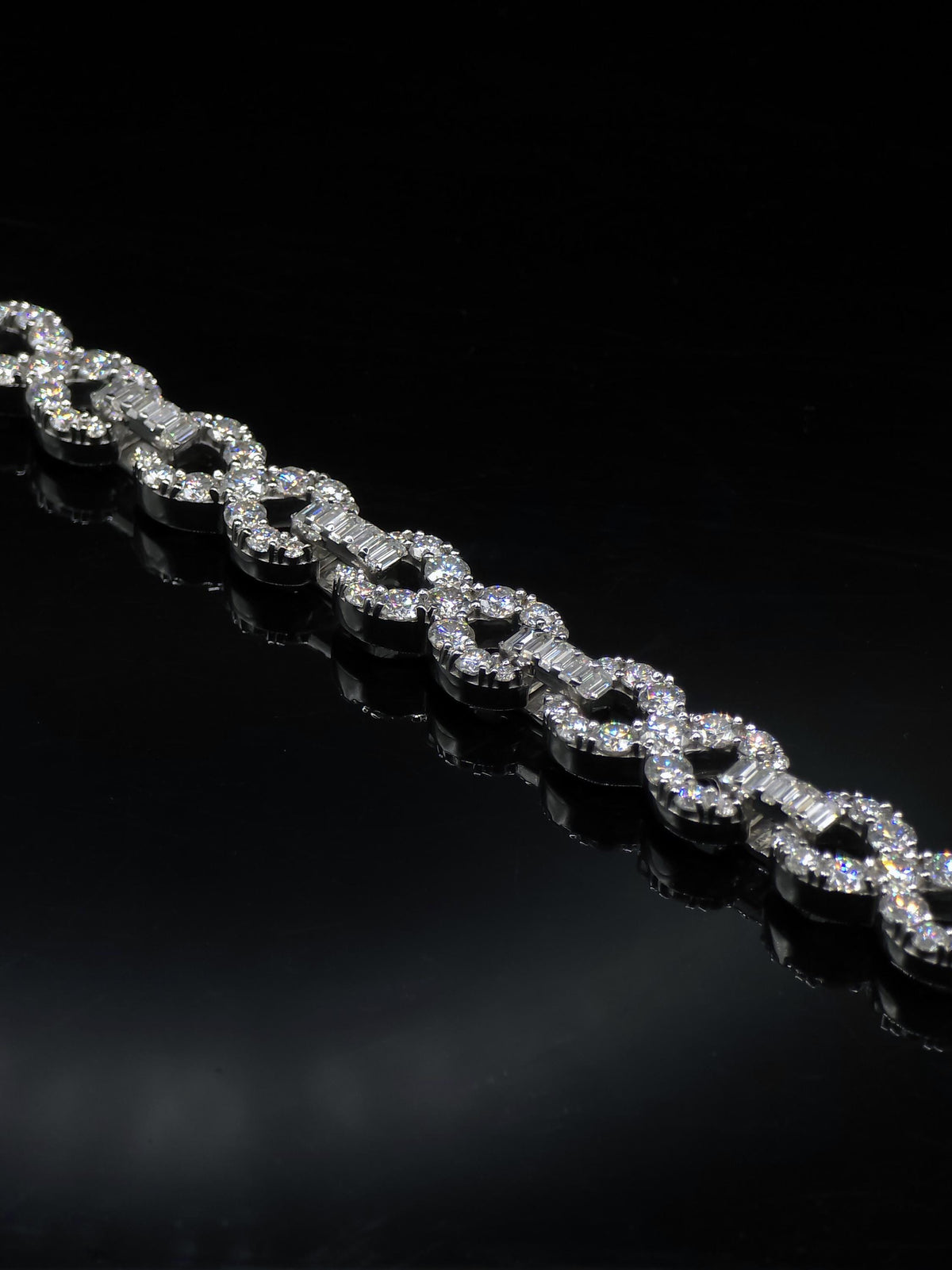 Infinity Link Chain 10mm, VVS1 Quality Round and Emerald-cut Moissanite Diamond, Pass Diamond Tester