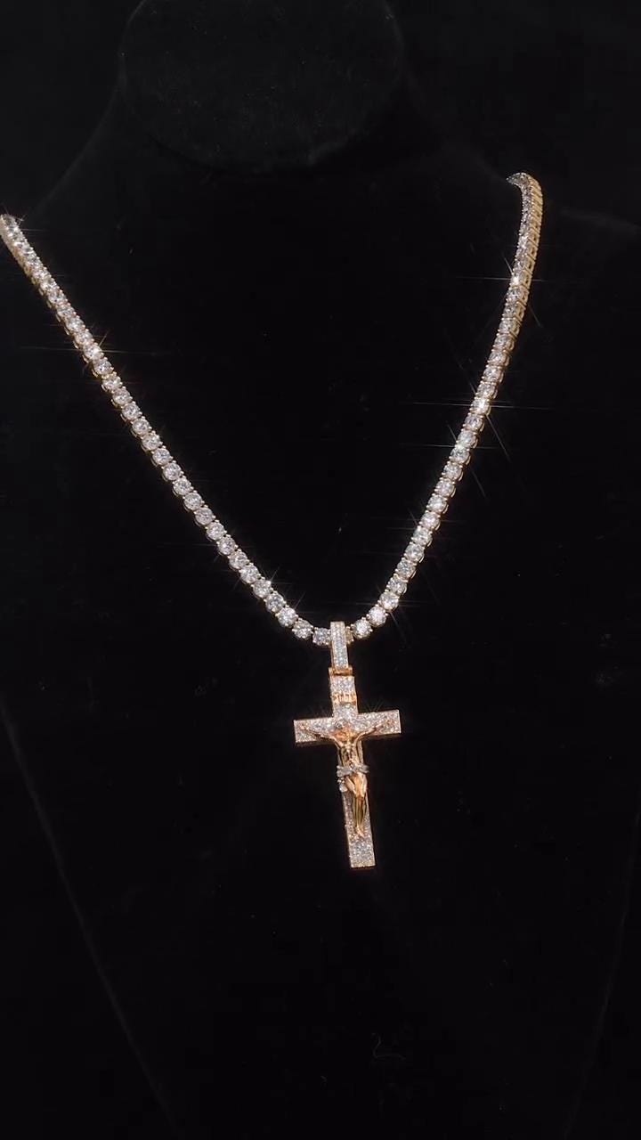 Iced Out Crucifix Pendant Necklace, VVS Moissanite Jesus Cross Pendant, 925 Sterling Silver Christian Necklace, Hip Hop Religious Jewelry