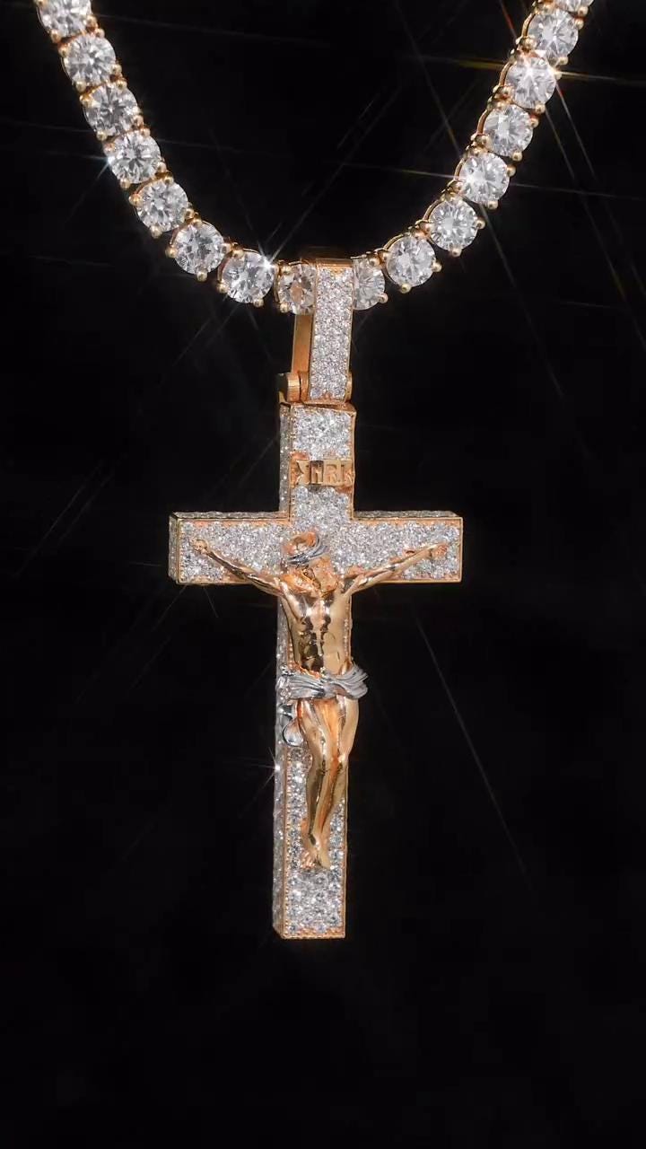 Iced Out Crucifix Pendant Necklace, VVS Moissanite Jesus Cross Pendant, 925 Sterling Silver Christian Necklace, Hip Hop Religious Jewelry
