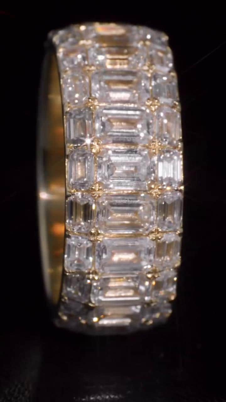 Iced Out Pinky Finger Band Ring for Men with VVS Clarity Moissanite Diamonds – Passes Diamond Test