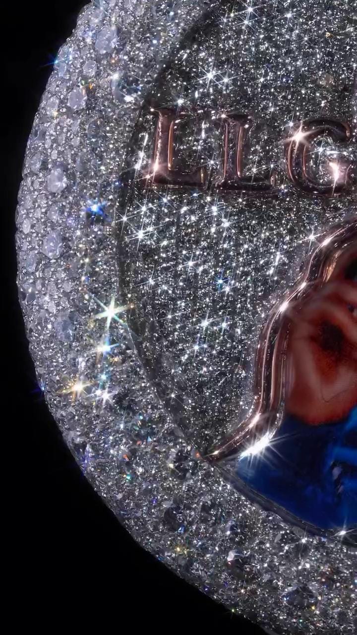 Custom Photo Memorial Pendant, VVS1 Moissanite, 925 Sterling Silver, Round Medallion with Personalized Portrait