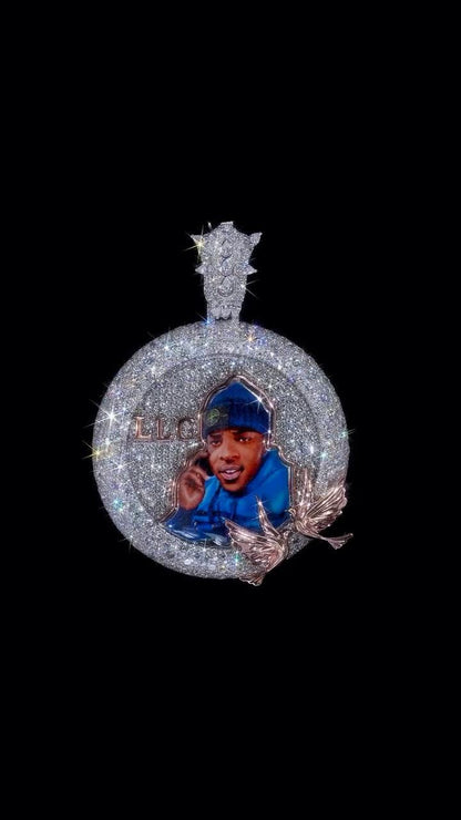 Custom Photo Memorial Pendant, VVS1 Moissanite, 925 Sterling Silver, Round Medallion with Personalized Portrait