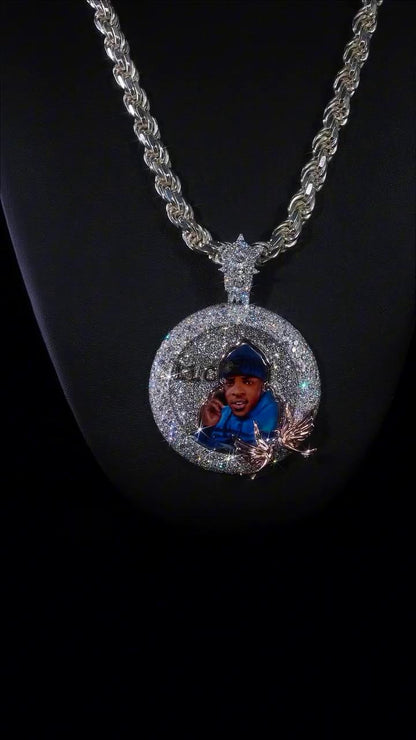 Custom Photo Memorial Pendant, VVS1 Moissanite, 925 Sterling Silver, Round Medallion with Personalized Portrait