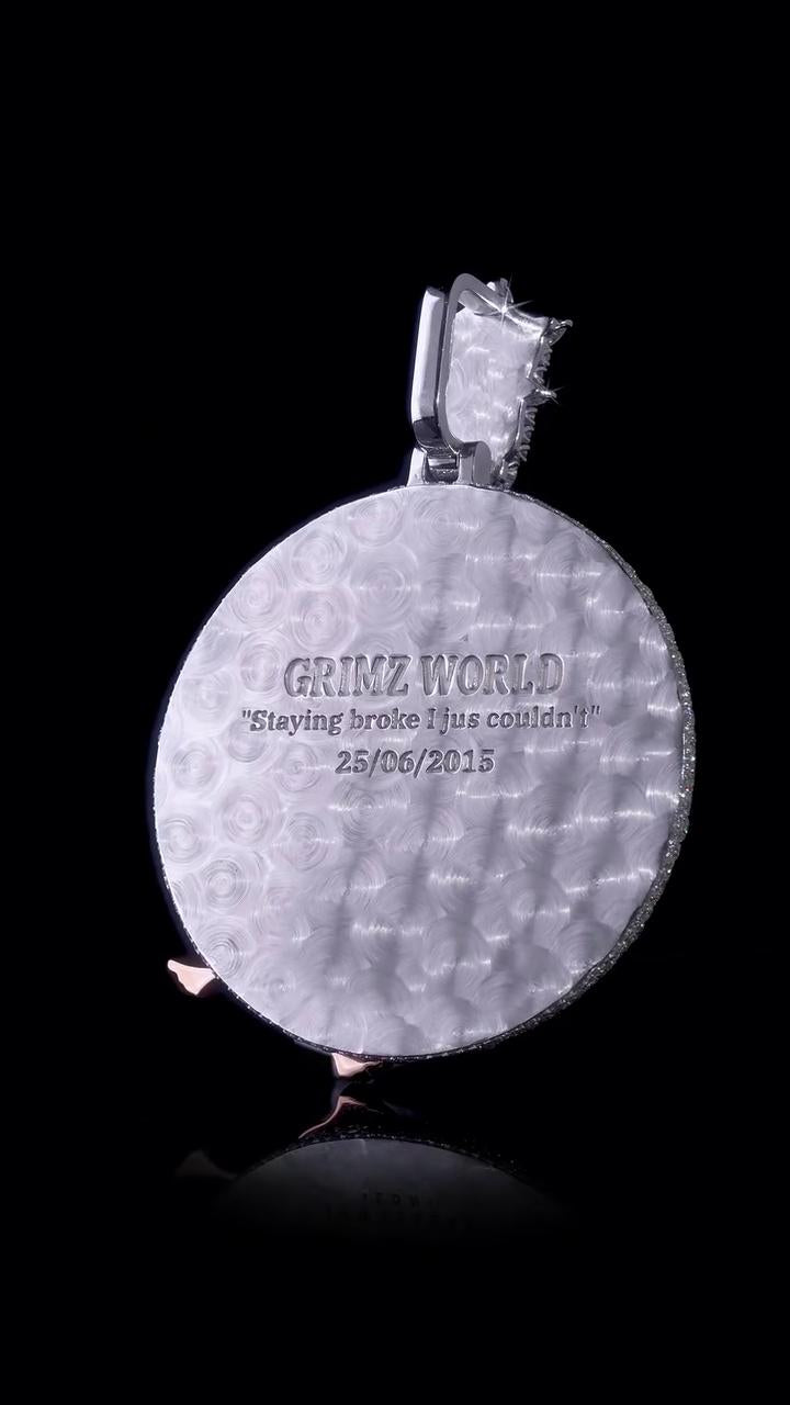 Custom Photo Memorial Pendant, VVS1 Moissanite, 925 Sterling Silver, Round Medallion with Personalized Portrait