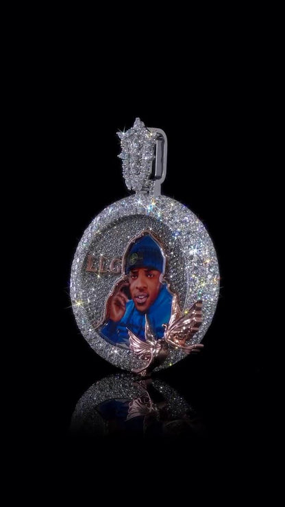 Custom Photo Memorial Pendant, VVS1 Moissanite, 925 Sterling Silver, Round Medallion with Personalized Portrait